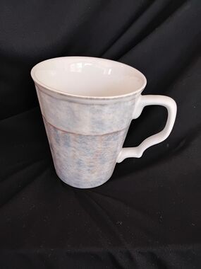 222 Fifth | Dining | 222 Fifth Gabrielle Cream Fine China Floral Paisley  Coffee Mug Cup 425 | Poshmark